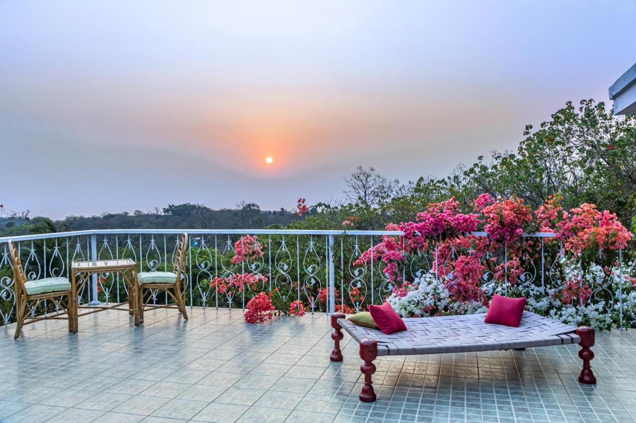 Saffronstays Sunglade, Kashid - Ocean-View Villa Near Kashid Beach Nāndgaon Exterior foto